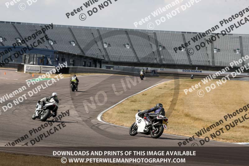 Rockingham no limits trackday;enduro digital images;event digital images;eventdigitalimages;no limits trackdays;peter wileman photography;racing digital images;rockingham raceway northamptonshire;rockingham trackday photographs;trackday digital images;trackday photos