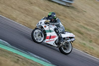 Rockingham-no-limits-trackday;enduro-digital-images;event-digital-images;eventdigitalimages;no-limits-trackdays;peter-wileman-photography;racing-digital-images;rockingham-raceway-northamptonshire;rockingham-trackday-photographs;trackday-digital-images;trackday-photos