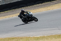Rockingham-no-limits-trackday;enduro-digital-images;event-digital-images;eventdigitalimages;no-limits-trackdays;peter-wileman-photography;racing-digital-images;rockingham-raceway-northamptonshire;rockingham-trackday-photographs;trackday-digital-images;trackday-photos