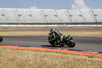 Rockingham-no-limits-trackday;enduro-digital-images;event-digital-images;eventdigitalimages;no-limits-trackdays;peter-wileman-photography;racing-digital-images;rockingham-raceway-northamptonshire;rockingham-trackday-photographs;trackday-digital-images;trackday-photos