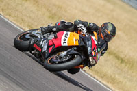 Rockingham-no-limits-trackday;enduro-digital-images;event-digital-images;eventdigitalimages;no-limits-trackdays;peter-wileman-photography;racing-digital-images;rockingham-raceway-northamptonshire;rockingham-trackday-photographs;trackday-digital-images;trackday-photos