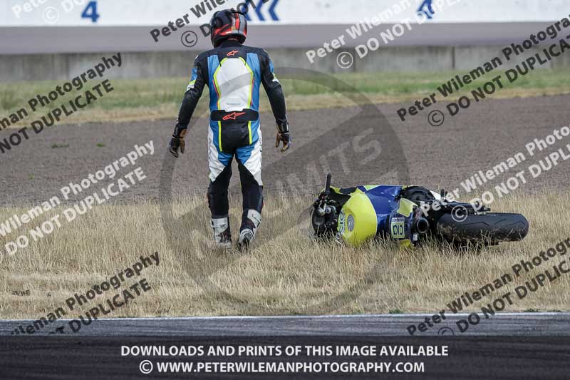Rockingham no limits trackday;enduro digital images;event digital images;eventdigitalimages;no limits trackdays;peter wileman photography;racing digital images;rockingham raceway northamptonshire;rockingham trackday photographs;trackday digital images;trackday photos