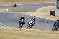 anglesey-no-limits-trackday;anglesey-photographs;anglesey-trackday-photographs;enduro-digital-images;event-digital-images;eventdigitalimages;no-limits-trackdays;peter-wileman-photography;racing-digital-images;trac-mon;trackday-digital-images;trackday-photos;ty-croes