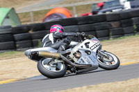 anglesey-no-limits-trackday;anglesey-photographs;anglesey-trackday-photographs;enduro-digital-images;event-digital-images;eventdigitalimages;no-limits-trackdays;peter-wileman-photography;racing-digital-images;trac-mon;trackday-digital-images;trackday-photos;ty-croes