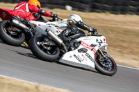 anglesey-no-limits-trackday;anglesey-photographs;anglesey-trackday-photographs;enduro-digital-images;event-digital-images;eventdigitalimages;no-limits-trackdays;peter-wileman-photography;racing-digital-images;trac-mon;trackday-digital-images;trackday-photos;ty-croes