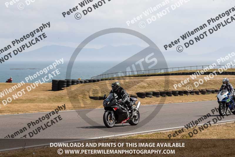 anglesey no limits trackday;anglesey photographs;anglesey trackday photographs;enduro digital images;event digital images;eventdigitalimages;no limits trackdays;peter wileman photography;racing digital images;trac mon;trackday digital images;trackday photos;ty croes