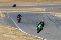 anglesey-no-limits-trackday;anglesey-photographs;anglesey-trackday-photographs;enduro-digital-images;event-digital-images;eventdigitalimages;no-limits-trackdays;peter-wileman-photography;racing-digital-images;trac-mon;trackday-digital-images;trackday-photos;ty-croes