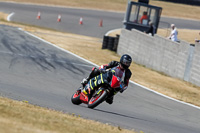 anglesey-no-limits-trackday;anglesey-photographs;anglesey-trackday-photographs;enduro-digital-images;event-digital-images;eventdigitalimages;no-limits-trackdays;peter-wileman-photography;racing-digital-images;trac-mon;trackday-digital-images;trackday-photos;ty-croes