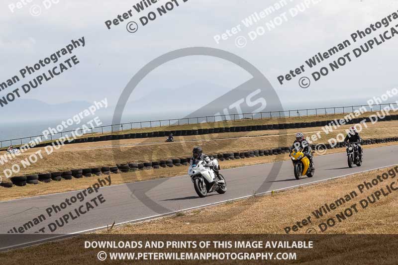 anglesey no limits trackday;anglesey photographs;anglesey trackday photographs;enduro digital images;event digital images;eventdigitalimages;no limits trackdays;peter wileman photography;racing digital images;trac mon;trackday digital images;trackday photos;ty croes