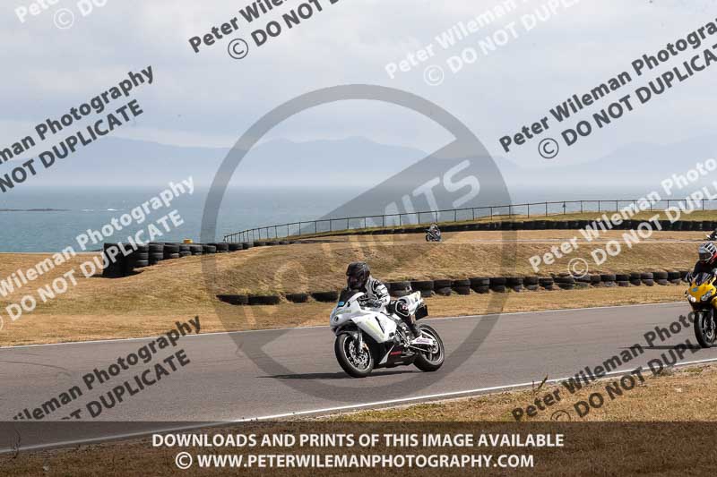 anglesey no limits trackday;anglesey photographs;anglesey trackday photographs;enduro digital images;event digital images;eventdigitalimages;no limits trackdays;peter wileman photography;racing digital images;trac mon;trackday digital images;trackday photos;ty croes