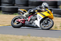 anglesey-no-limits-trackday;anglesey-photographs;anglesey-trackday-photographs;enduro-digital-images;event-digital-images;eventdigitalimages;no-limits-trackdays;peter-wileman-photography;racing-digital-images;trac-mon;trackday-digital-images;trackday-photos;ty-croes