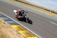 anglesey-no-limits-trackday;anglesey-photographs;anglesey-trackday-photographs;enduro-digital-images;event-digital-images;eventdigitalimages;no-limits-trackdays;peter-wileman-photography;racing-digital-images;trac-mon;trackday-digital-images;trackday-photos;ty-croes