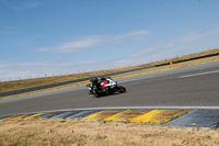 anglesey-no-limits-trackday;anglesey-photographs;anglesey-trackday-photographs;enduro-digital-images;event-digital-images;eventdigitalimages;no-limits-trackdays;peter-wileman-photography;racing-digital-images;trac-mon;trackday-digital-images;trackday-photos;ty-croes