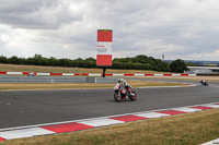 Advanced Group Silver/Grey Bikes