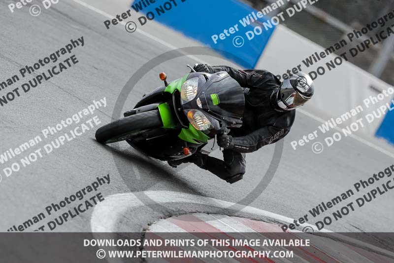 donington no limits trackday;donington park photographs;donington trackday photographs;no limits trackdays;peter wileman photography;trackday digital images;trackday photos