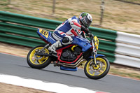 enduro-digital-images;event-digital-images;eventdigitalimages;mallory-park;mallory-park-photographs;mallory-park-trackday;mallory-park-trackday-photographs;no-limits-trackdays;peter-wileman-photography;racing-digital-images;trackday-digital-images;trackday-photos