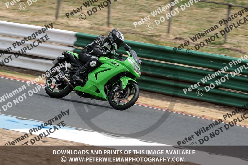 enduro digital images;event digital images;eventdigitalimages;mallory park;mallory park photographs;mallory park trackday;mallory park trackday photographs;no limits trackdays;peter wileman photography;racing digital images;trackday digital images;trackday photos