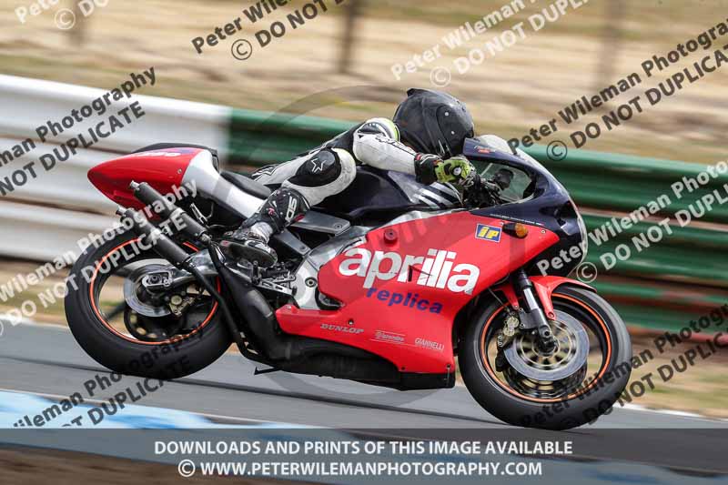 enduro digital images;event digital images;eventdigitalimages;mallory park;mallory park photographs;mallory park trackday;mallory park trackday photographs;no limits trackdays;peter wileman photography;racing digital images;trackday digital images;trackday photos