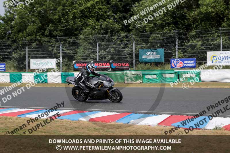 enduro digital images;event digital images;eventdigitalimages;mallory park;mallory park photographs;mallory park trackday;mallory park trackday photographs;no limits trackdays;peter wileman photography;racing digital images;trackday digital images;trackday photos