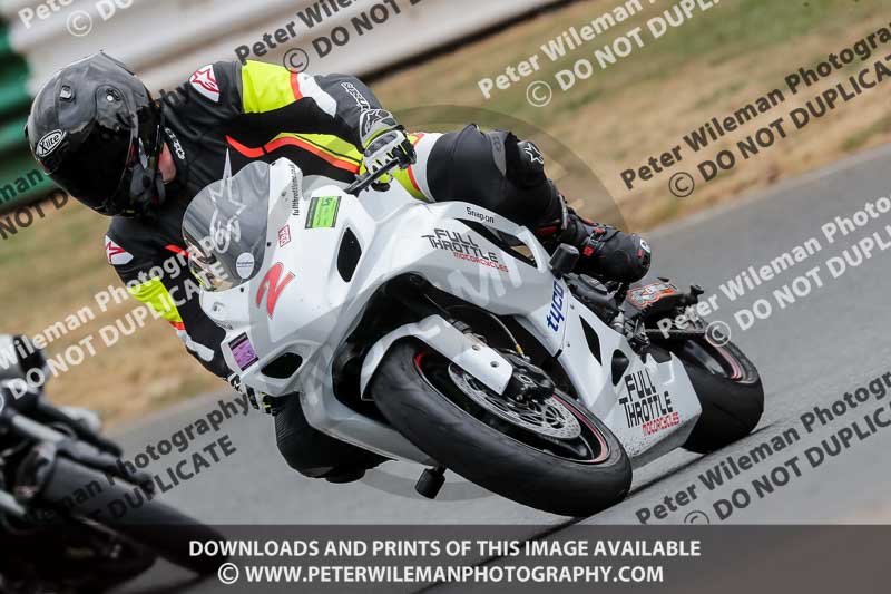 enduro digital images;event digital images;eventdigitalimages;mallory park;mallory park photographs;mallory park trackday;mallory park trackday photographs;no limits trackdays;peter wileman photography;racing digital images;trackday digital images;trackday photos