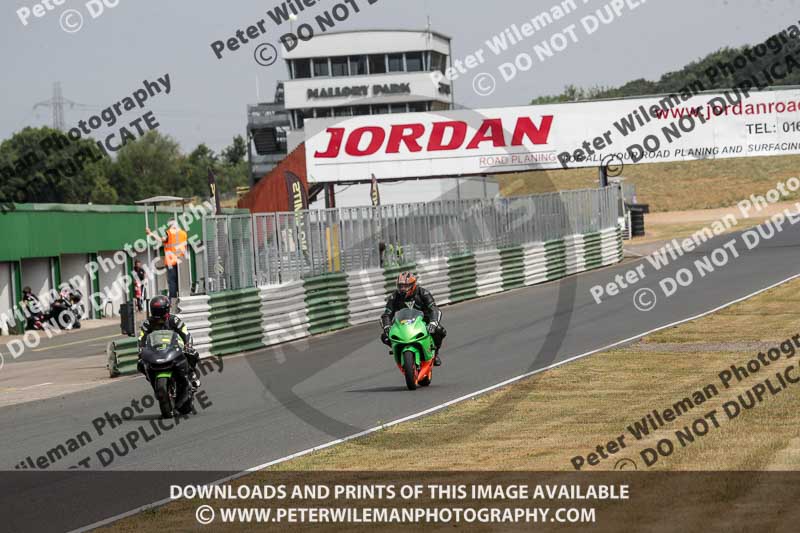 enduro digital images;event digital images;eventdigitalimages;mallory park;mallory park photographs;mallory park trackday;mallory park trackday photographs;no limits trackdays;peter wileman photography;racing digital images;trackday digital images;trackday photos
