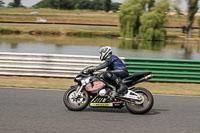 Middle Group Black Bikes