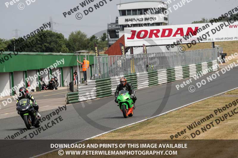 enduro digital images;event digital images;eventdigitalimages;mallory park;mallory park photographs;mallory park trackday;mallory park trackday photographs;no limits trackdays;peter wileman photography;racing digital images;trackday digital images;trackday photos