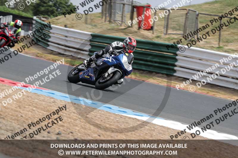 enduro digital images;event digital images;eventdigitalimages;mallory park;mallory park photographs;mallory park trackday;mallory park trackday photographs;no limits trackdays;peter wileman photography;racing digital images;trackday digital images;trackday photos