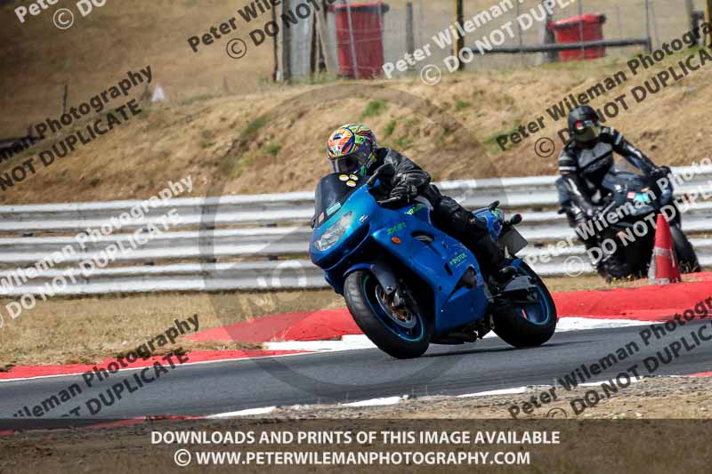 enduro digital images;event digital images;eventdigitalimages;no limits trackdays;peter wileman photography;racing digital images;snetterton;snetterton no limits trackday;snetterton photographs;snetterton trackday photographs;trackday digital images;trackday photos