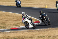 enduro-digital-images;event-digital-images;eventdigitalimages;no-limits-trackdays;peter-wileman-photography;racing-digital-images;snetterton;snetterton-no-limits-trackday;snetterton-photographs;snetterton-trackday-photographs;trackday-digital-images;trackday-photos