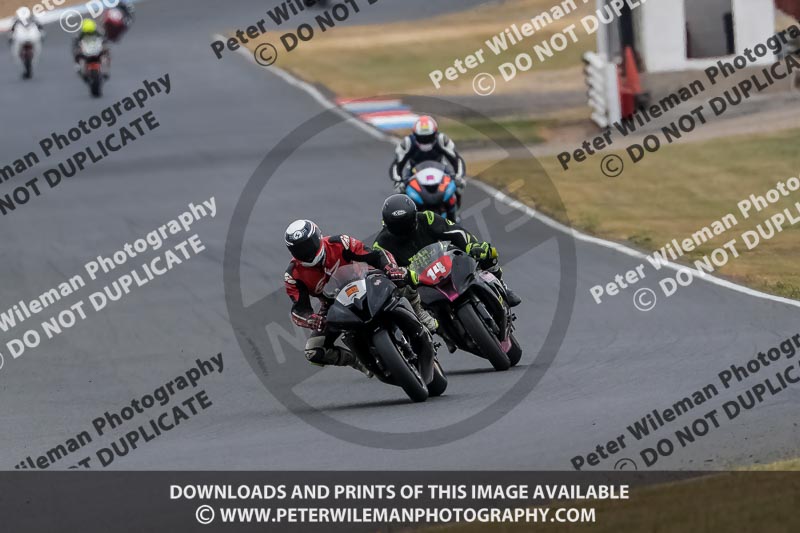 enduro digital images;event digital images;eventdigitalimages;mallory park;mallory park photographs;mallory park trackday;mallory park trackday photographs;no limits trackdays;peter wileman photography;racing digital images;trackday digital images;trackday photos