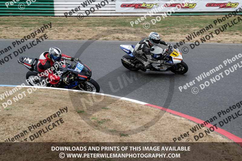 enduro digital images;event digital images;eventdigitalimages;mallory park;mallory park photographs;mallory park trackday;mallory park trackday photographs;no limits trackdays;peter wileman photography;racing digital images;trackday digital images;trackday photos