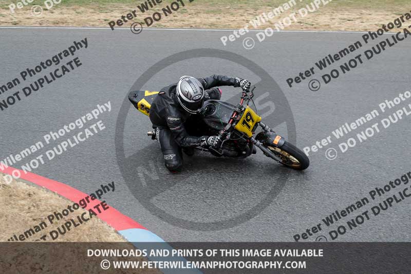 enduro digital images;event digital images;eventdigitalimages;mallory park;mallory park photographs;mallory park trackday;mallory park trackday photographs;no limits trackdays;peter wileman photography;racing digital images;trackday digital images;trackday photos