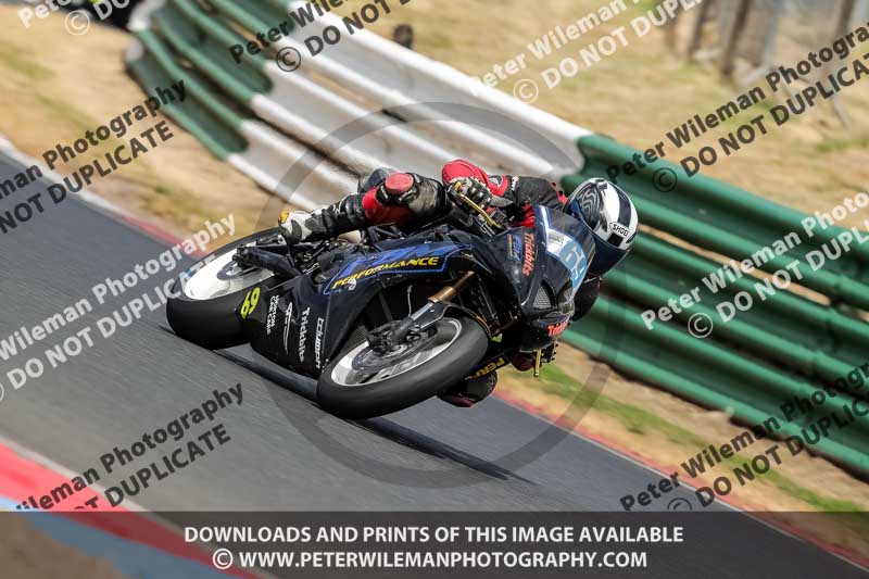enduro digital images;event digital images;eventdigitalimages;mallory park;mallory park photographs;mallory park trackday;mallory park trackday photographs;no limits trackdays;peter wileman photography;racing digital images;trackday digital images;trackday photos