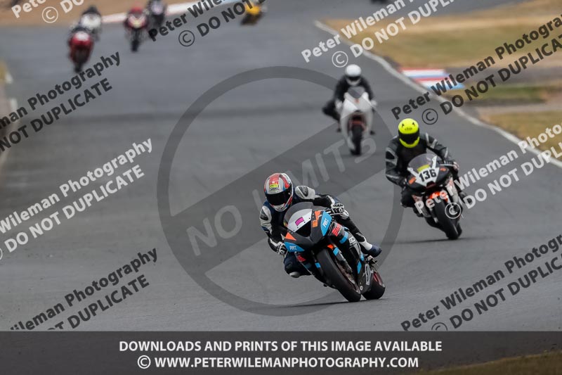 enduro digital images;event digital images;eventdigitalimages;mallory park;mallory park photographs;mallory park trackday;mallory park trackday photographs;no limits trackdays;peter wileman photography;racing digital images;trackday digital images;trackday photos
