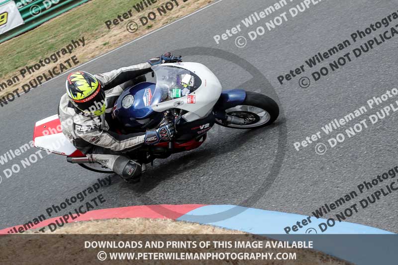 enduro digital images;event digital images;eventdigitalimages;mallory park;mallory park photographs;mallory park trackday;mallory park trackday photographs;no limits trackdays;peter wileman photography;racing digital images;trackday digital images;trackday photos
