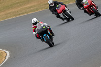 enduro-digital-images;event-digital-images;eventdigitalimages;mallory-park;mallory-park-photographs;mallory-park-trackday;mallory-park-trackday-photographs;no-limits-trackdays;peter-wileman-photography;racing-digital-images;trackday-digital-images;trackday-photos