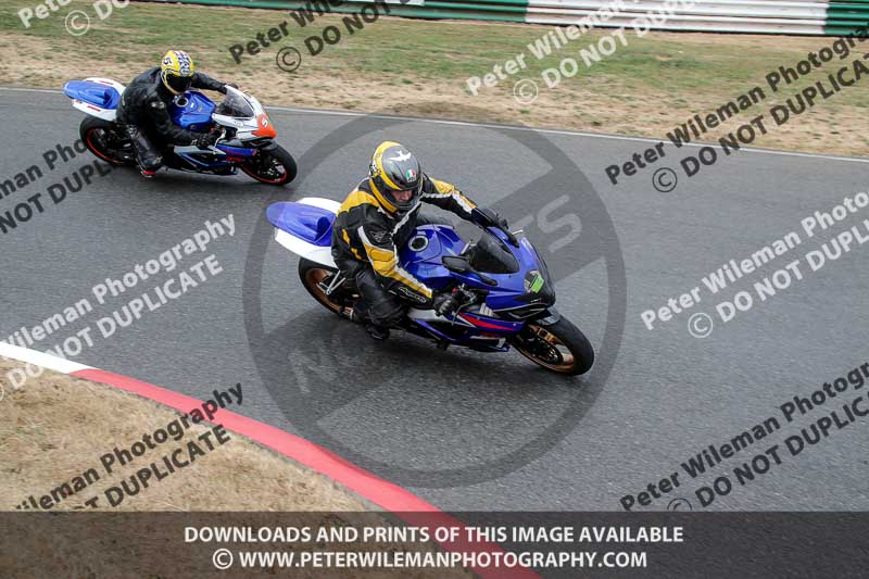 enduro digital images;event digital images;eventdigitalimages;mallory park;mallory park photographs;mallory park trackday;mallory park trackday photographs;no limits trackdays;peter wileman photography;racing digital images;trackday digital images;trackday photos