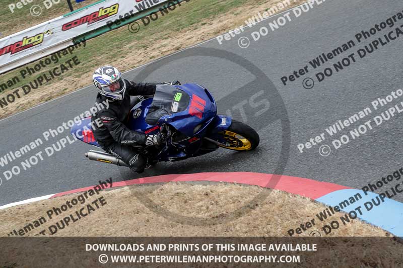 enduro digital images;event digital images;eventdigitalimages;mallory park;mallory park photographs;mallory park trackday;mallory park trackday photographs;no limits trackdays;peter wileman photography;racing digital images;trackday digital images;trackday photos