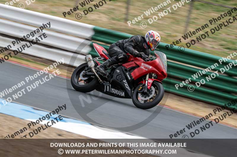 enduro digital images;event digital images;eventdigitalimages;mallory park;mallory park photographs;mallory park trackday;mallory park trackday photographs;no limits trackdays;peter wileman photography;racing digital images;trackday digital images;trackday photos