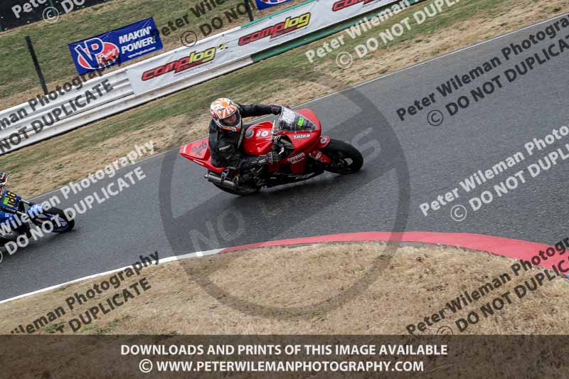 enduro digital images;event digital images;eventdigitalimages;mallory park;mallory park photographs;mallory park trackday;mallory park trackday photographs;no limits trackdays;peter wileman photography;racing digital images;trackday digital images;trackday photos