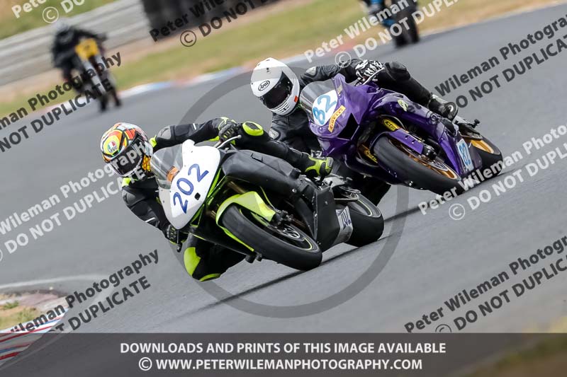 enduro digital images;event digital images;eventdigitalimages;mallory park;mallory park photographs;mallory park trackday;mallory park trackday photographs;no limits trackdays;peter wileman photography;racing digital images;trackday digital images;trackday photos