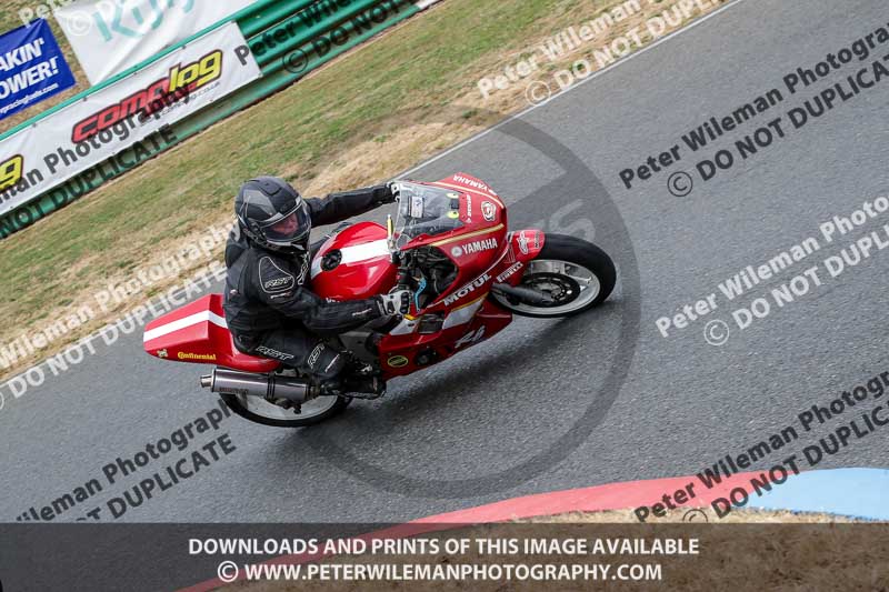 enduro digital images;event digital images;eventdigitalimages;mallory park;mallory park photographs;mallory park trackday;mallory park trackday photographs;no limits trackdays;peter wileman photography;racing digital images;trackday digital images;trackday photos
