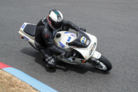 enduro-digital-images;event-digital-images;eventdigitalimages;mallory-park;mallory-park-photographs;mallory-park-trackday;mallory-park-trackday-photographs;no-limits-trackdays;peter-wileman-photography;racing-digital-images;trackday-digital-images;trackday-photos