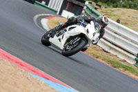 enduro-digital-images;event-digital-images;eventdigitalimages;mallory-park;mallory-park-photographs;mallory-park-trackday;mallory-park-trackday-photographs;no-limits-trackdays;peter-wileman-photography;racing-digital-images;trackday-digital-images;trackday-photos