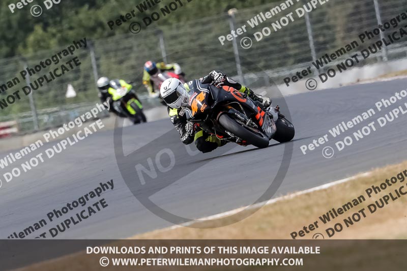 donington no limits trackday;donington park photographs;donington trackday photographs;no limits trackdays;peter wileman photography;trackday digital images;trackday photos