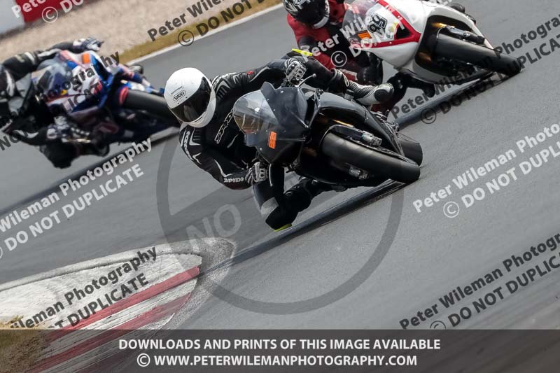 donington no limits trackday;donington park photographs;donington trackday photographs;no limits trackdays;peter wileman photography;trackday digital images;trackday photos