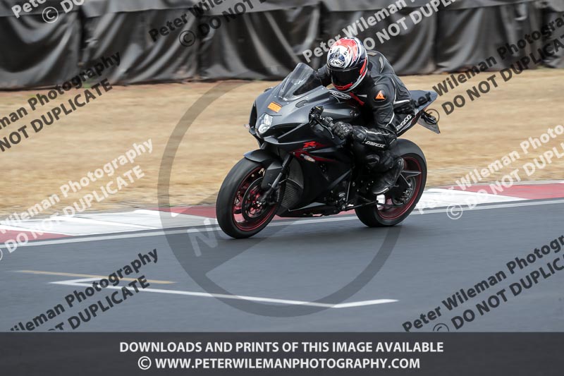 donington no limits trackday;donington park photographs;donington trackday photographs;no limits trackdays;peter wileman photography;trackday digital images;trackday photos