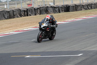 donington-no-limits-trackday;donington-park-photographs;donington-trackday-photographs;no-limits-trackdays;peter-wileman-photography;trackday-digital-images;trackday-photos