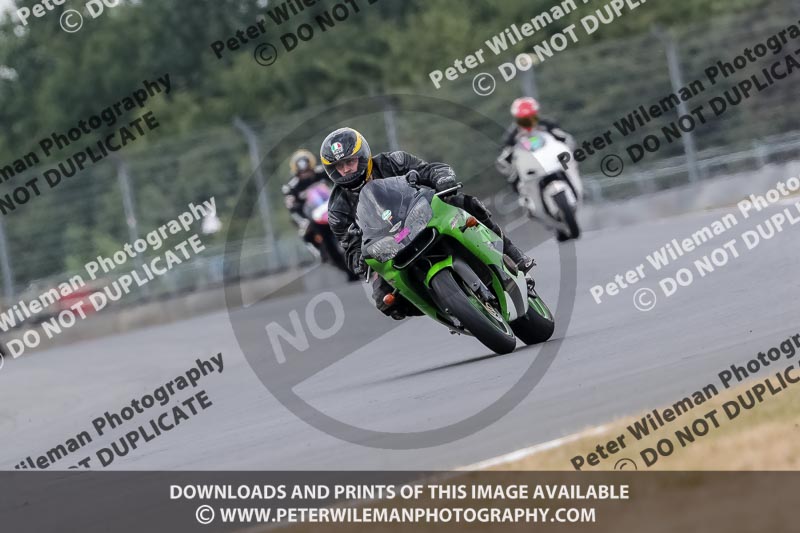 donington no limits trackday;donington park photographs;donington trackday photographs;no limits trackdays;peter wileman photography;trackday digital images;trackday photos